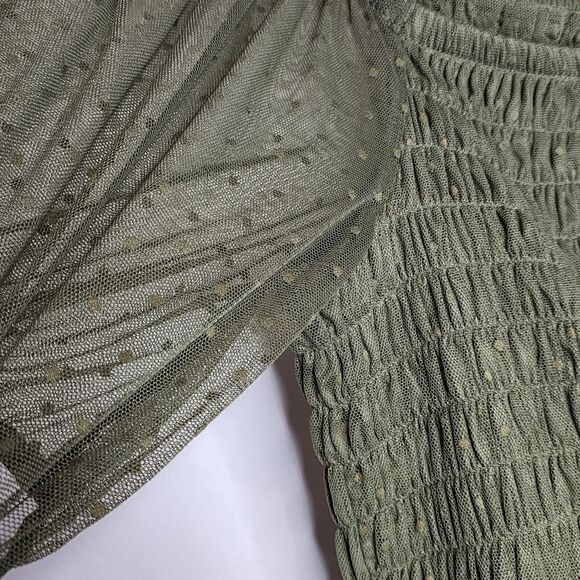 4X 26W Torrid Green Dot Mesh Square Neck Crop Top Smocked Puff Sleeve Garden fai - Picture 4 of 7